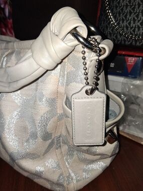 Coach Cream and Silver Signature Knotted Handle Shoulder Bag